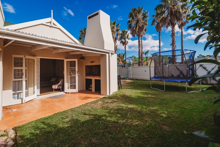 3 Bedroom Property for Sale in King George Park Western Cape